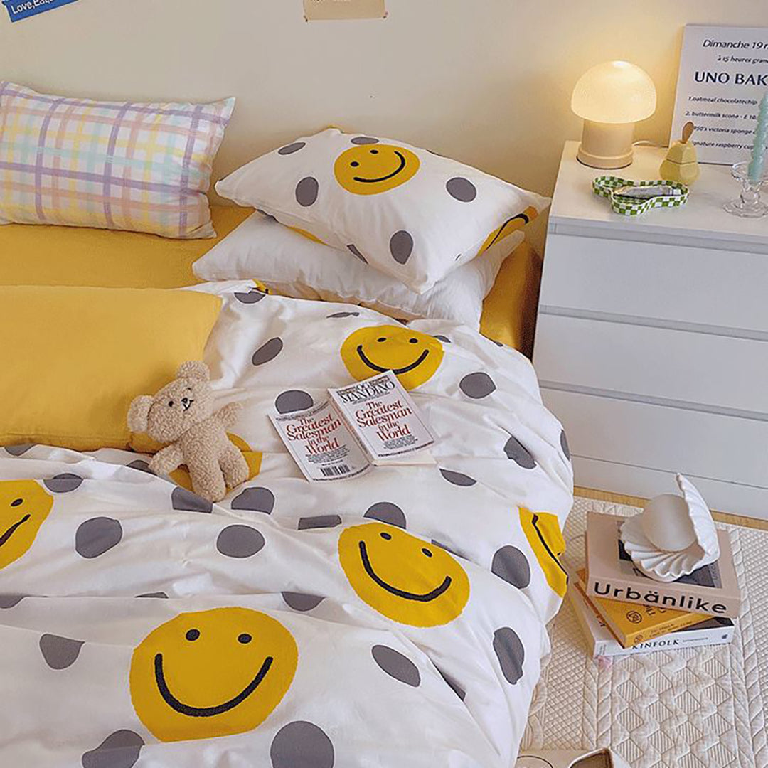 Emoji Polka Dot Bedding Set