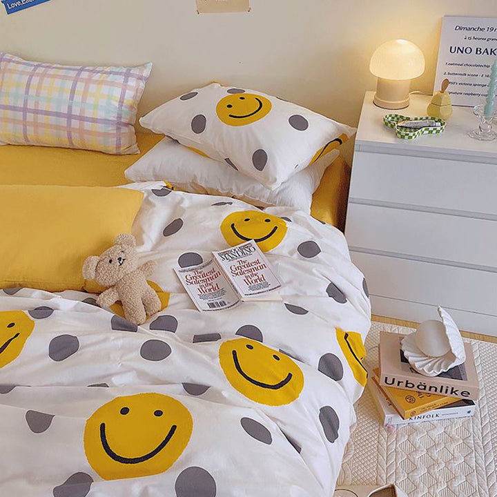 Emoji Polka Dot Bedding Set