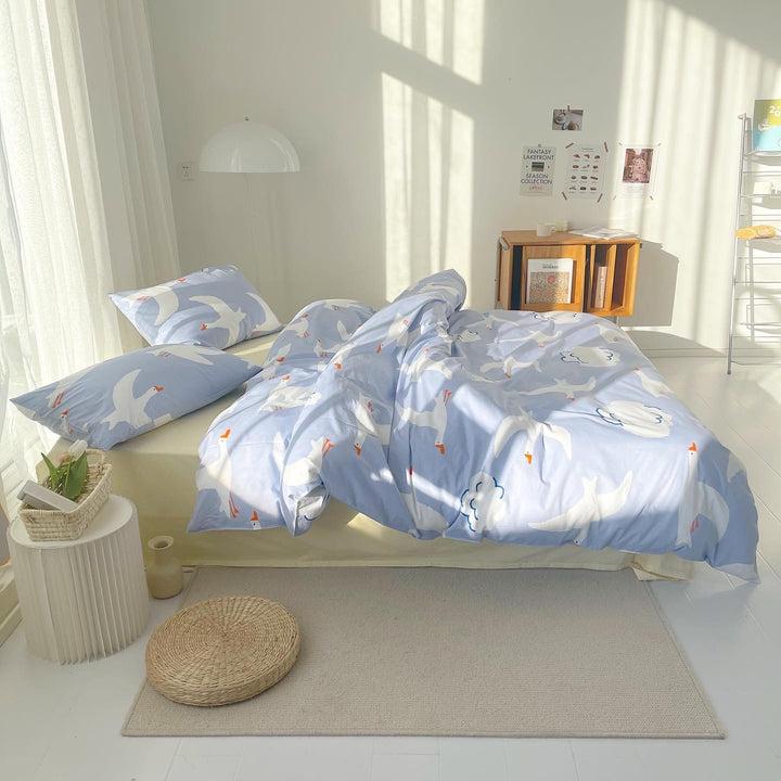 White Goose and Cloud Cotton Bedding Set