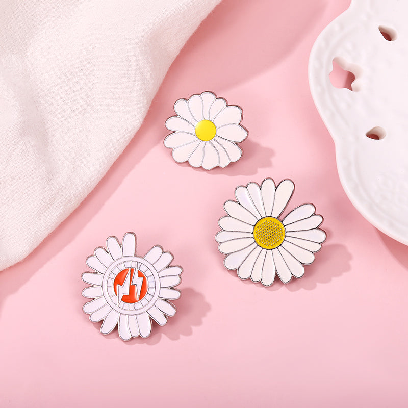 Daisy Pins