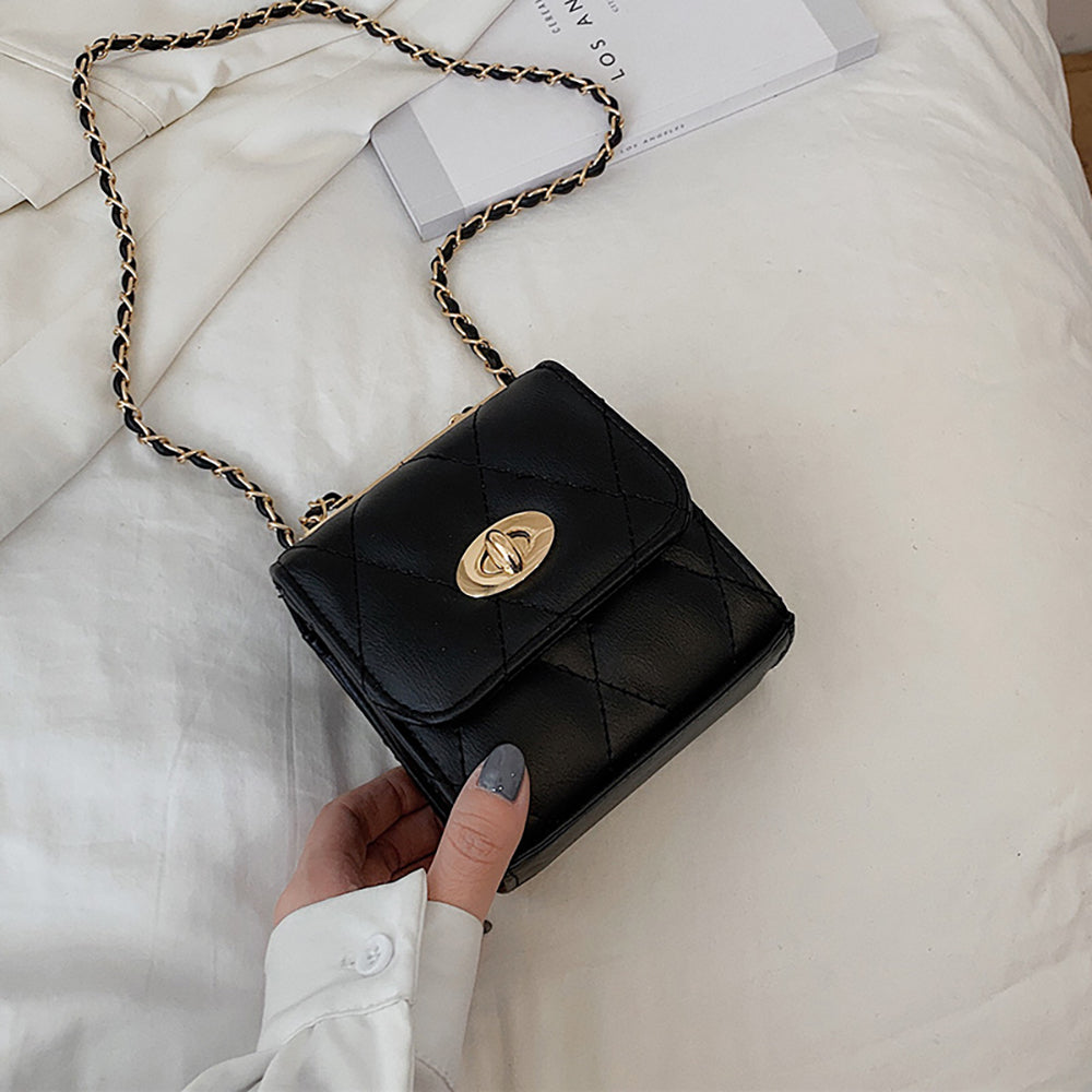 Chic Chain Crossbody Bag