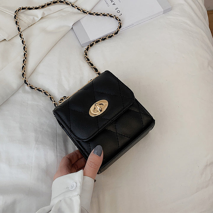 Chic Chain Crossbody Bag