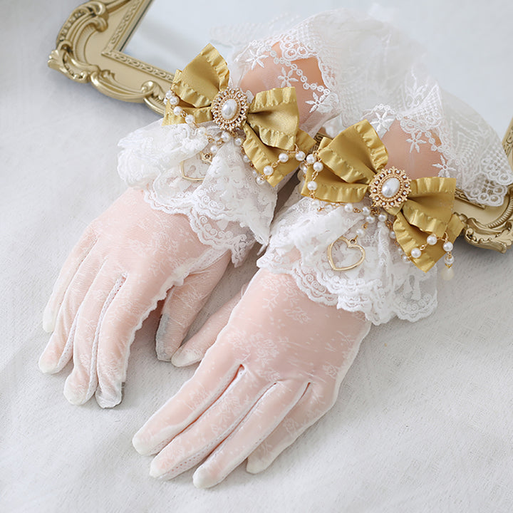 Classic Lolita Pearl Bow Lace Wristlet