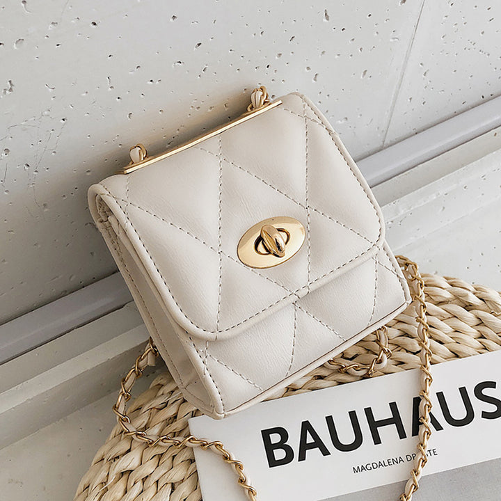 Chic Chain Crossbody Bag