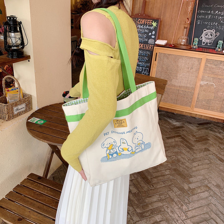 Animal Friends Print Canvas Toe Bag