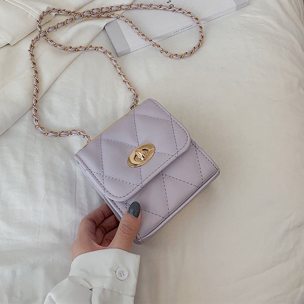 Chic Chain Crossbody Bag