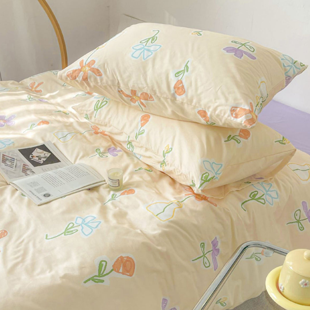 Cartoon Flowers Print Cotton Bedding Set