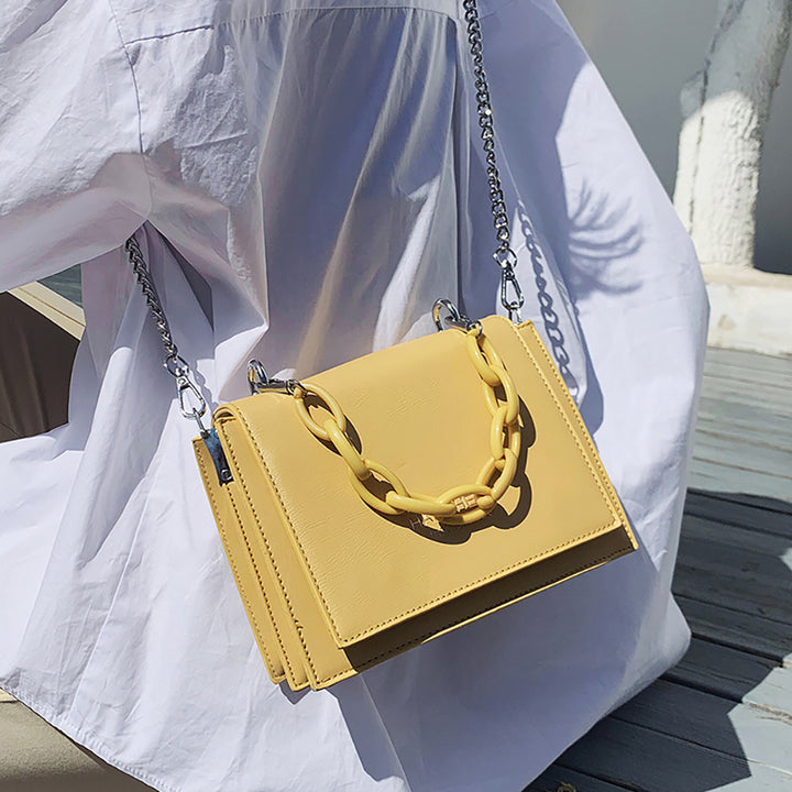 Basic Square Chain Sling Bag