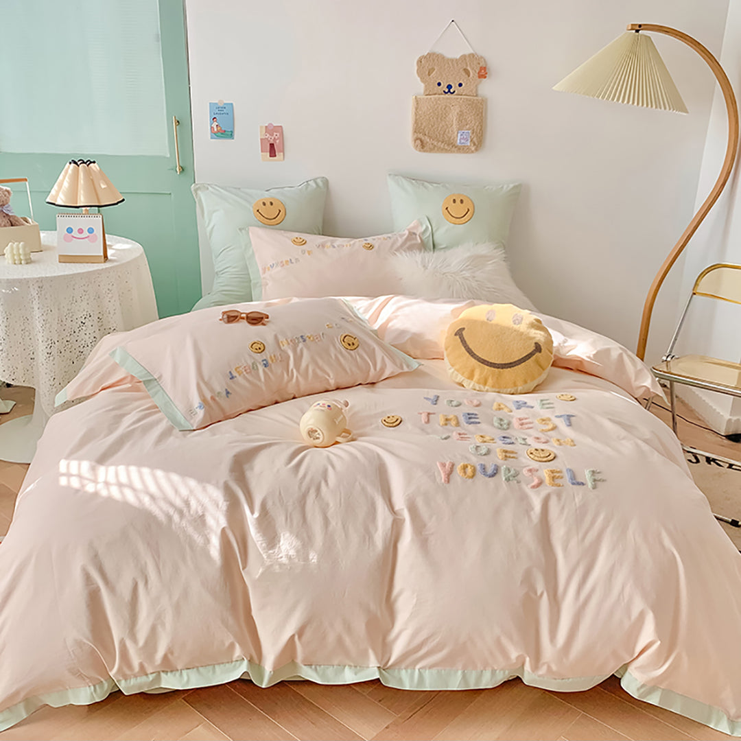 Best Of You Smiley Premium Bedding Set