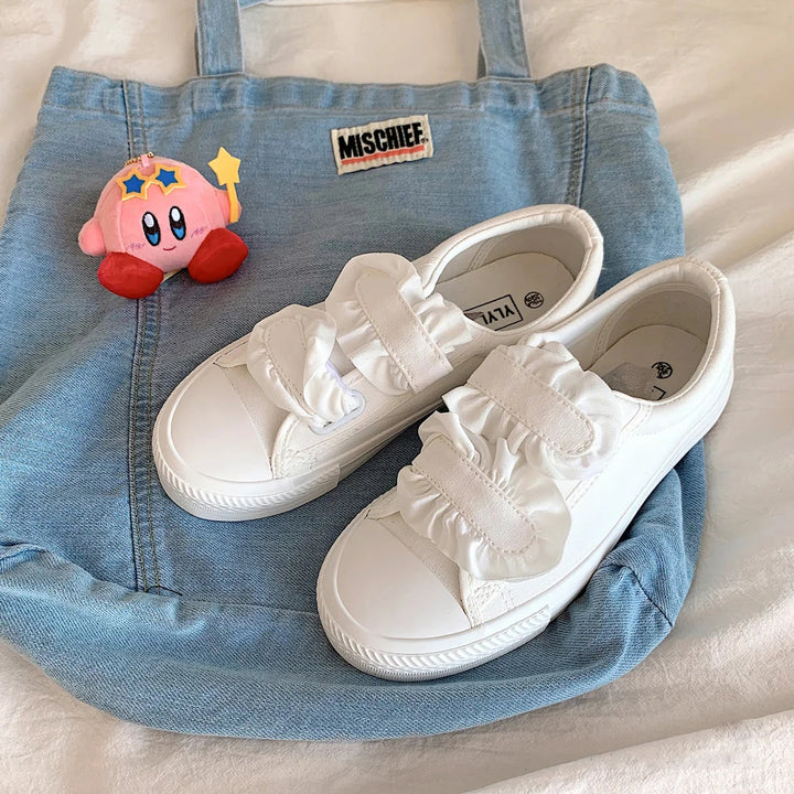 Basic Canvas White Sneaker