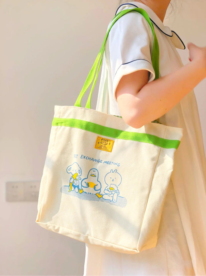 Animal Friends Print Canvas Toe Bag