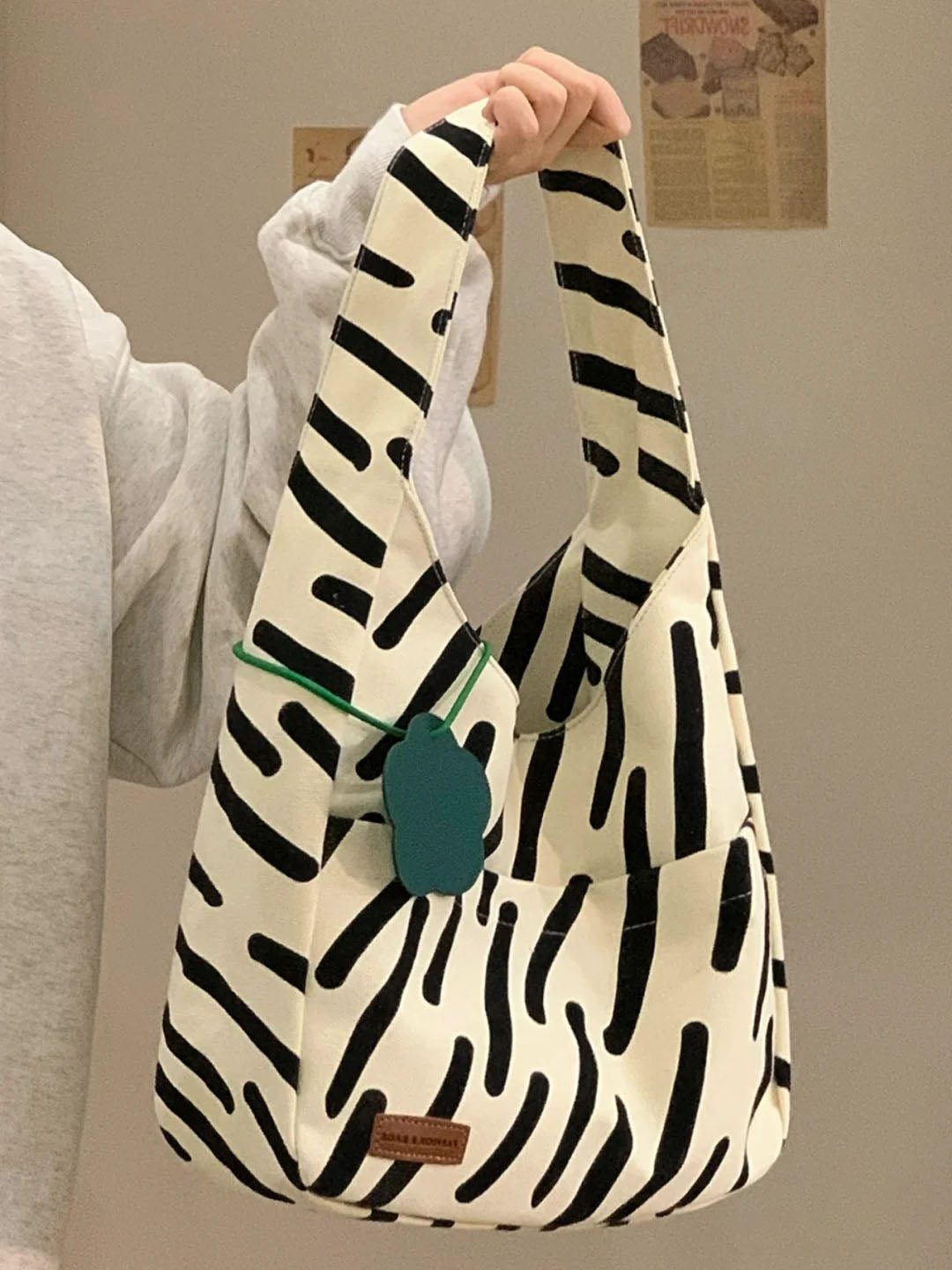 Zebra Crossing Pattern Canvas Crossbody Bag
